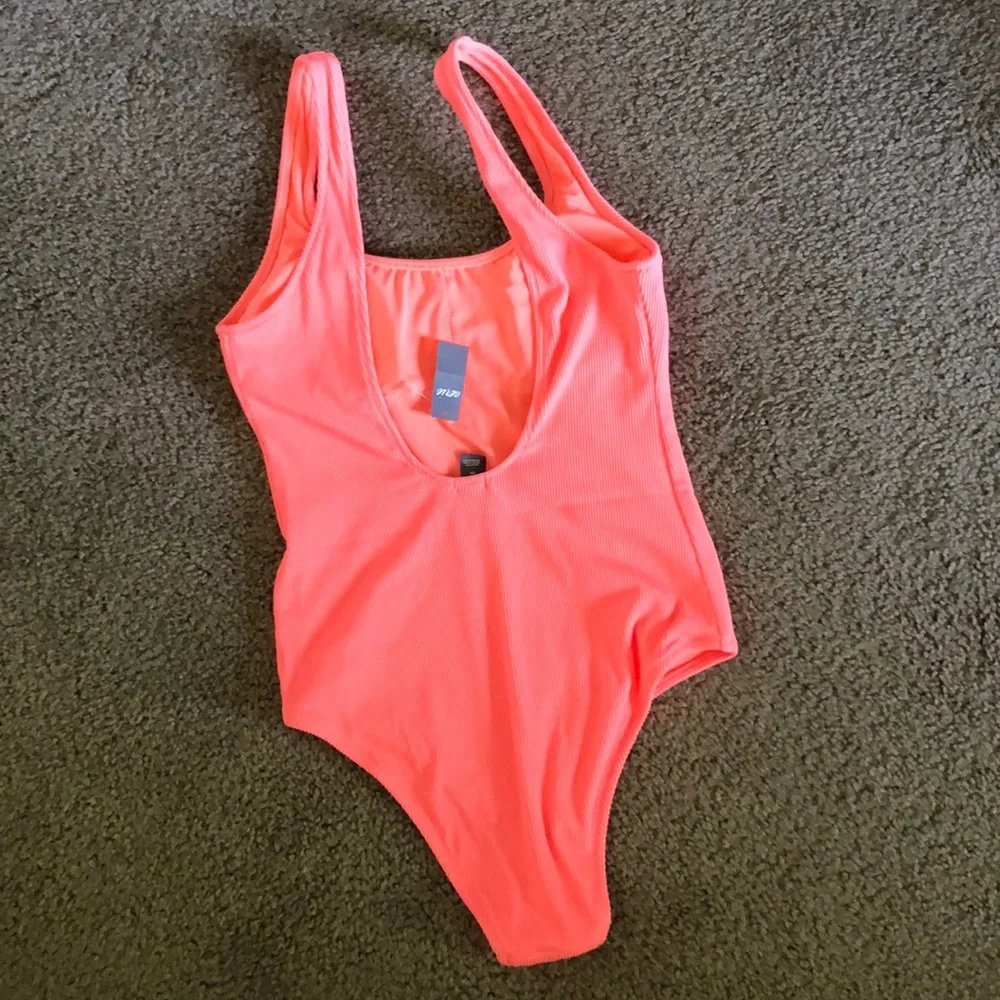 Pink Ribbed one piece - Picture 2 of 2